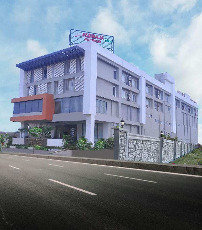 Pipul Padmaja Premium Hotel Μπουμπάνεσβαρ Εξωτερικό φωτογραφία